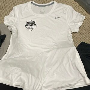 Women’s Nike dri-fit
